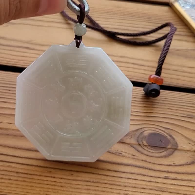 【亲翠】天然翡翠 冰浅绿底极厚后天八卦调整式绳链 佛系 - 项链 - 玉石 多色