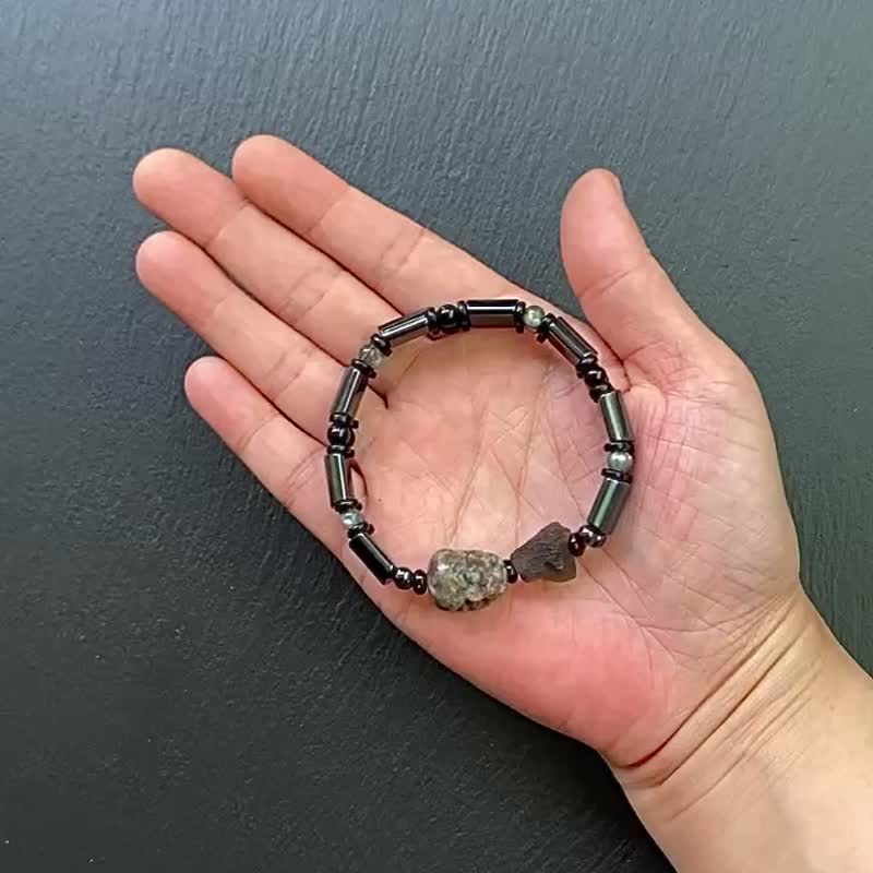黑胆石x黑曜石x拉长石x椰壳x天狼星石x火焰石貔貅手链 定制礼物 - 手链/手环 - 水晶 多色