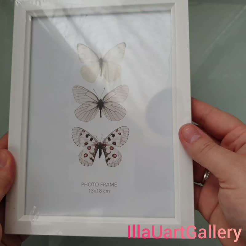 Ice Skates Painting Christmas Original Art Winter Wall Art Frame Painting - 海报/装饰画/版画 - 其他材质 多色