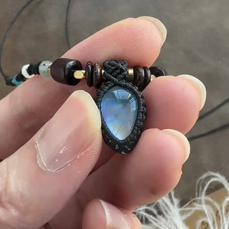 N1200 民族风 蜡线编织 月亮石 铜珠 颈链 (可调长度) - 项链 - 宝石 咖啡色