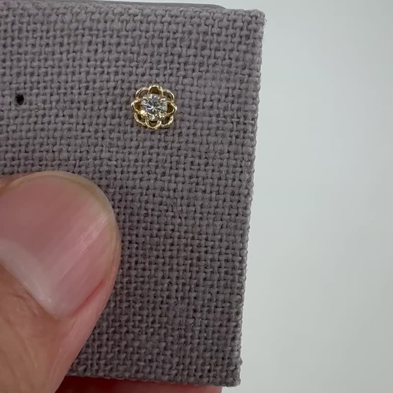 Piercing 锁珠钻石耳环 - 耳环/耳夹 - 贵金属 