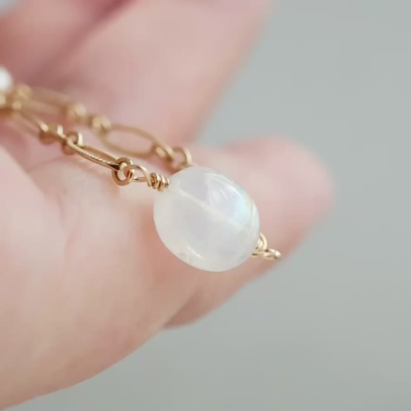 14KGF 蓝月光石 Akoya珍珠 手链 夏日闪耀 纤细设计 - 手链/手环 - 石头 白色