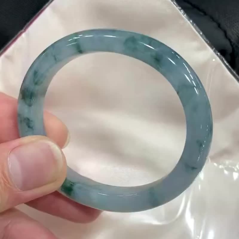 冰种翡翠天然翡翠玉镯 A玉手镯玉鈪 • 糯冰种牛仔蓝翡翠贵妃镯 - 手链/手环 - 玉石 蓝色