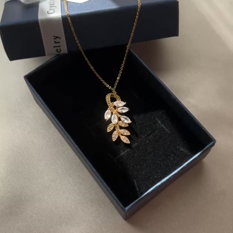 Christmas Zirconia 18kgp Hypoallergenic Gold Diamond Adjuster Gift Present Formal Invitation Wedding Bridal Accessories - 项链 - 其他金属 金色