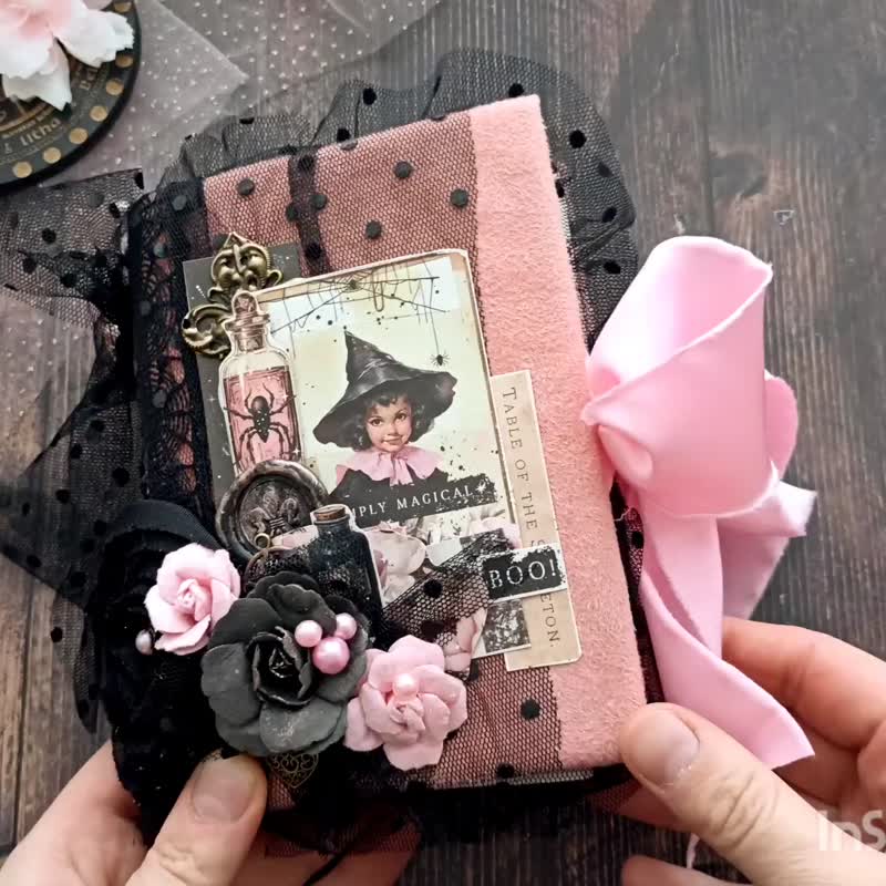 粉红歌德风女巫魔法书拼贴杂志 手工制作 暗黑蕾丝女巫笔记本 - 笔记本/手帐 - 纸 粉红色