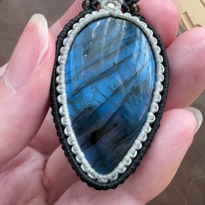 N242 民族风 蜡线编织 拉长石银曜石珠 银珠 项链  (可调长度) - 项链 - 宝石 黑色