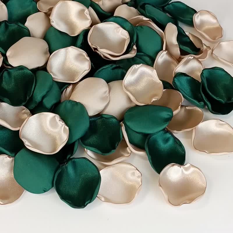 翡翠婚礼绿玫瑰花瓣灰褐色装饰绿叶迎婴派对婚礼蛋糕 - 干燥花/捧花 - 丝．绢 