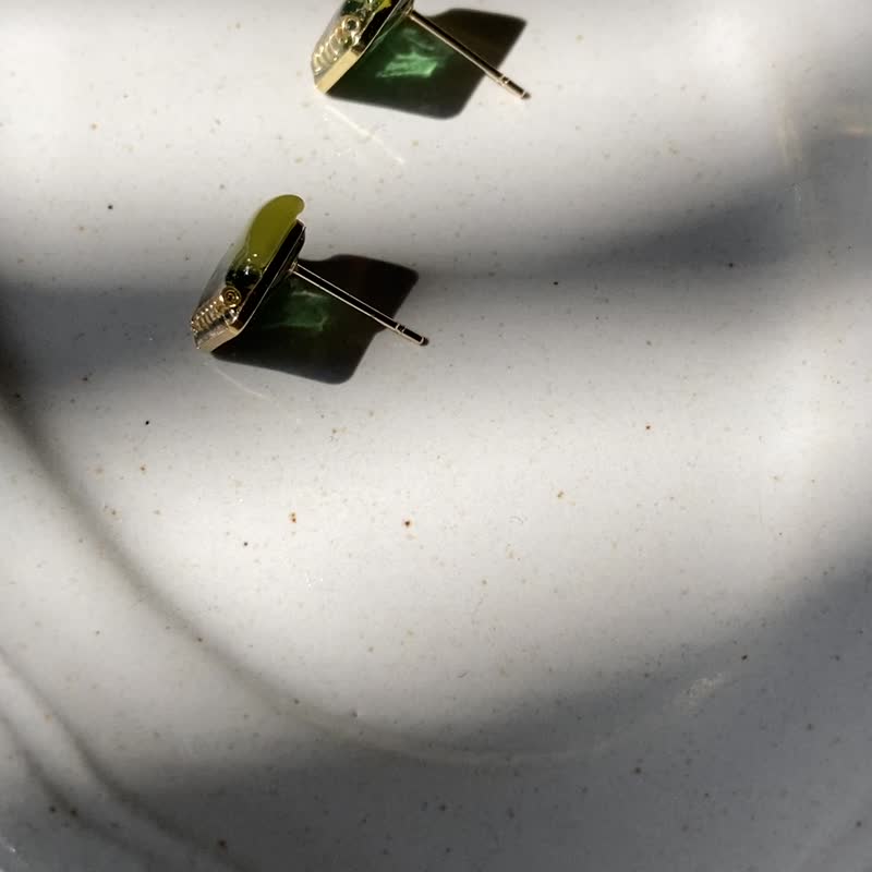 微甜方菱 / 树脂耳环 / 可改耳夹 - 耳环/耳夹 - 树脂 多色