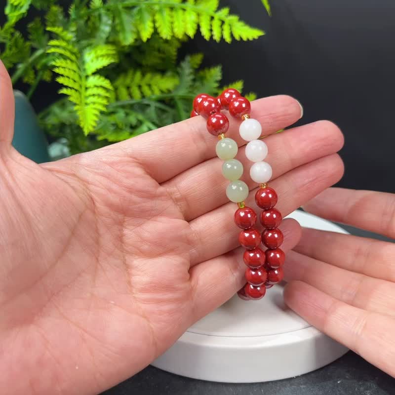 帝王砂朱砂设计手串 8.3mm 搭配和田玉羊脂&晴水绿 辟邪祈福转运 - 手链/手环 - 半宝石 红色