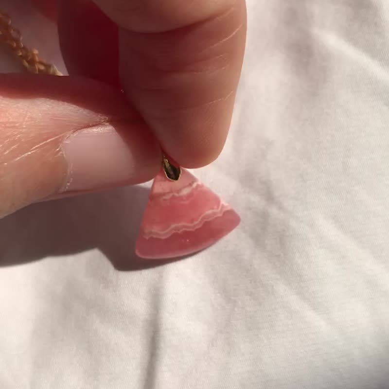 阿根廷冰种红纹石水晶吊咀 原石 精品 水晶 摆设 pendant jewelry - 项链 - 水晶 粉红色