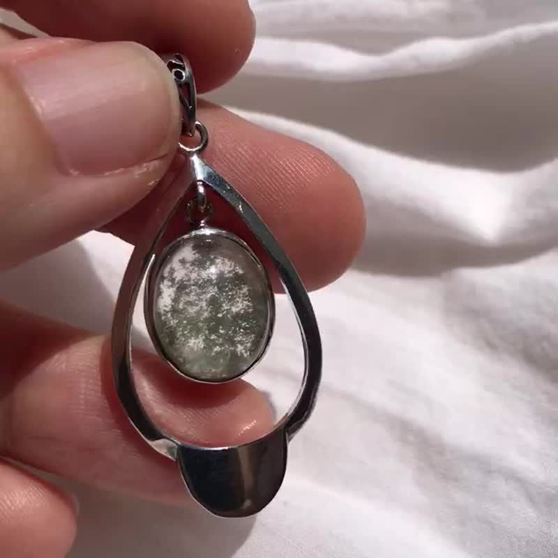 925银 巴西星光 绿幽灵 冰透 虫型 幽灵水晶吊咀 原石 水晶 摆设 - 项链 - 水晶 绿色