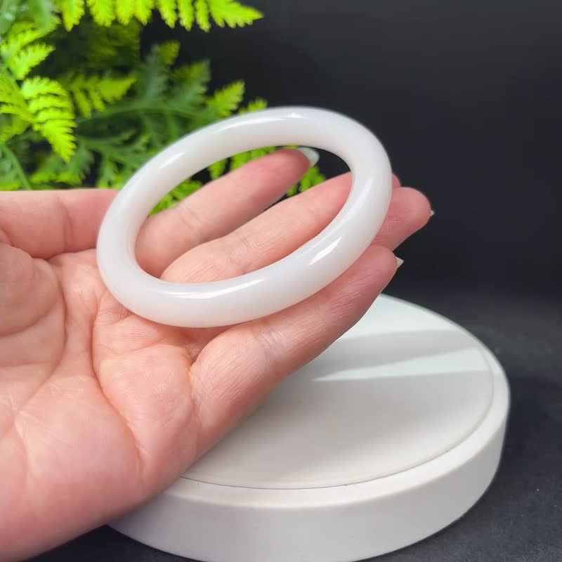 金丝玉手镯60+MM 羊脂级昆仑白玉手环 附证书 富贵圆满 温柔秀丽 - 手链/手环 - 玉石 白色