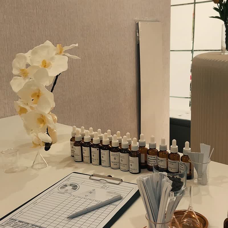 (宜兰市)双人优惠 香水制作体验/调香体验/专柜/沙龙/香水DIY - 蜡烛/香氛 - 玻璃 