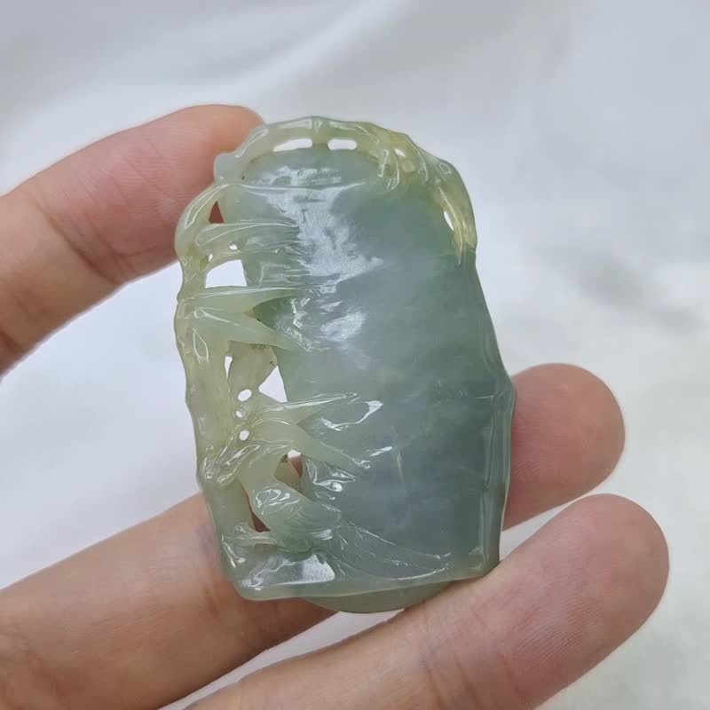 绿底带黄 精雕 镂空 竹节喜鹊 吊坠 | 天然缅甸玉A货翡翠 - 项链 - 玉石 