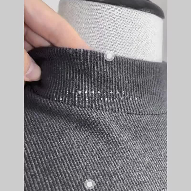 手工網紗拼接設計 保暖高領德絨上衣 花苞下擺 - 洋装/连衣裙 - 其他人造纤维 多色