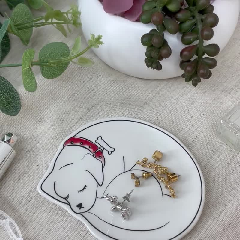 Sleepy Animal懒洋洋动物饰品盘【狗Dog】居家|布置|装饰|摆饰| - 收纳用品 - 陶 白色