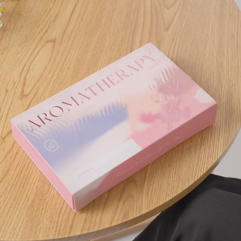 【毕业礼物】综合香氛礼盒 睡眠喷雾 肩颈滚珠精油 舒缓拨提棒 - 香薰/精油/线香 - 精油 