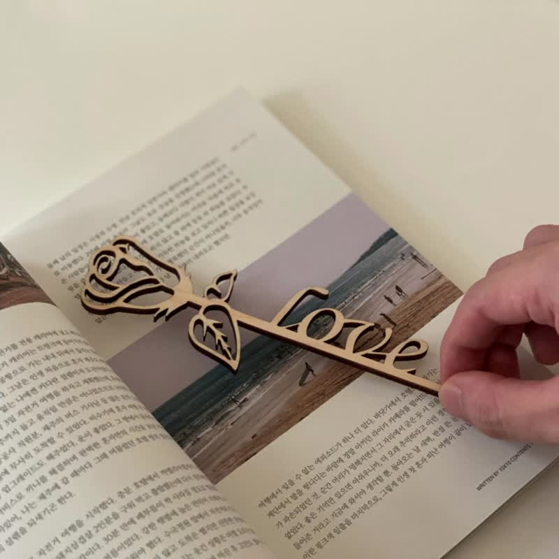 【试香】台湾桧木花签 一支桧木香的花 - 香薰/精油/线香 - 木头 卡其色