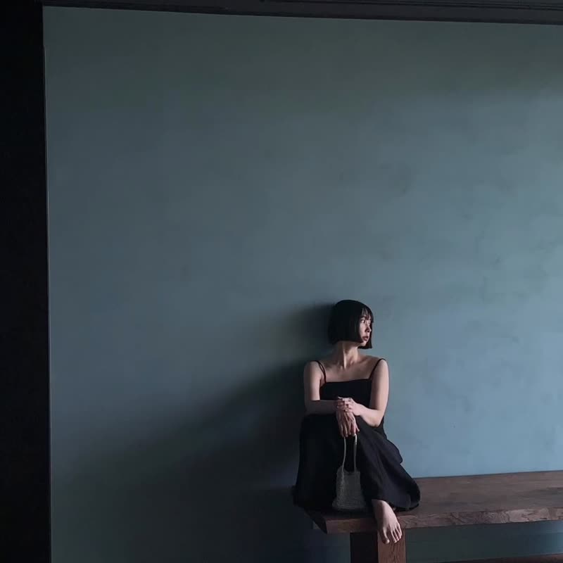 复古织纹细肩洋装 - 洋装/连衣裙 - 聚酯纤维 黑色