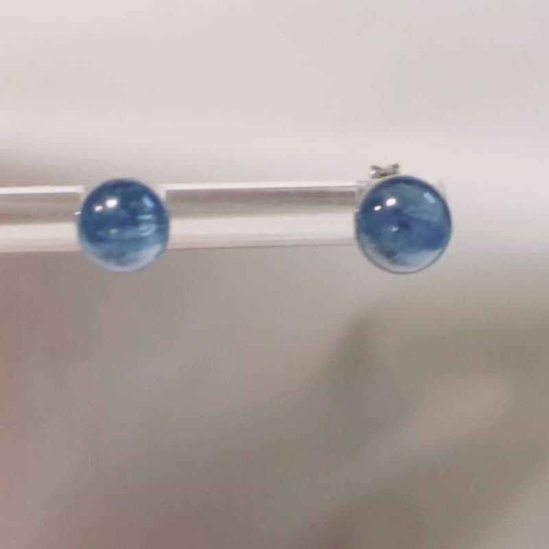 925纯银 猫眼蓝晶石7-7.5mm。耳钉 - 耳环/耳夹 - 宝石 蓝色