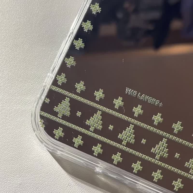 iPhone 17 | 绿色圣诞树镜面手机壳 | 几何十字架针织图案 - 手机壳/手机套 - 塑料 绿色