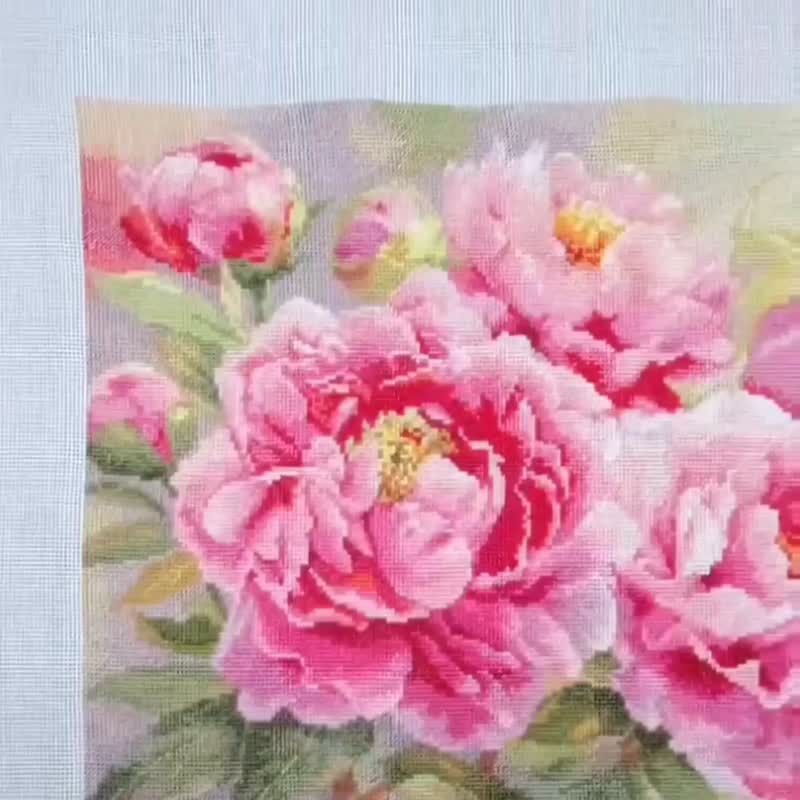 完成完成的十字架刺绣画与牡丹圣诞礼物 - 墙贴/壁贴 - 棉．麻 多色