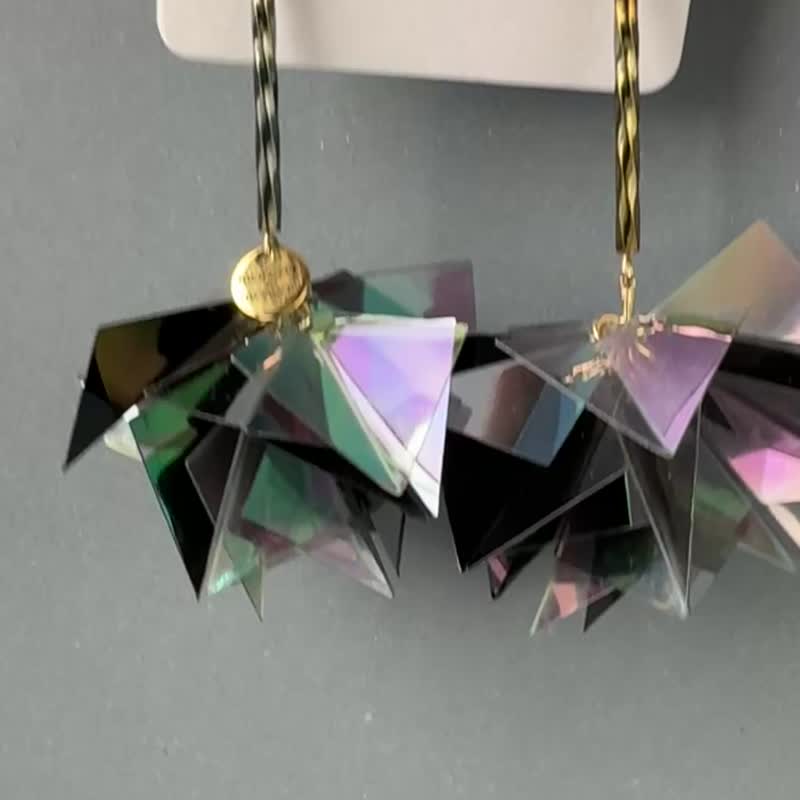 黑x灰绿 - 耳环/耳夹 - 塑料 黑色