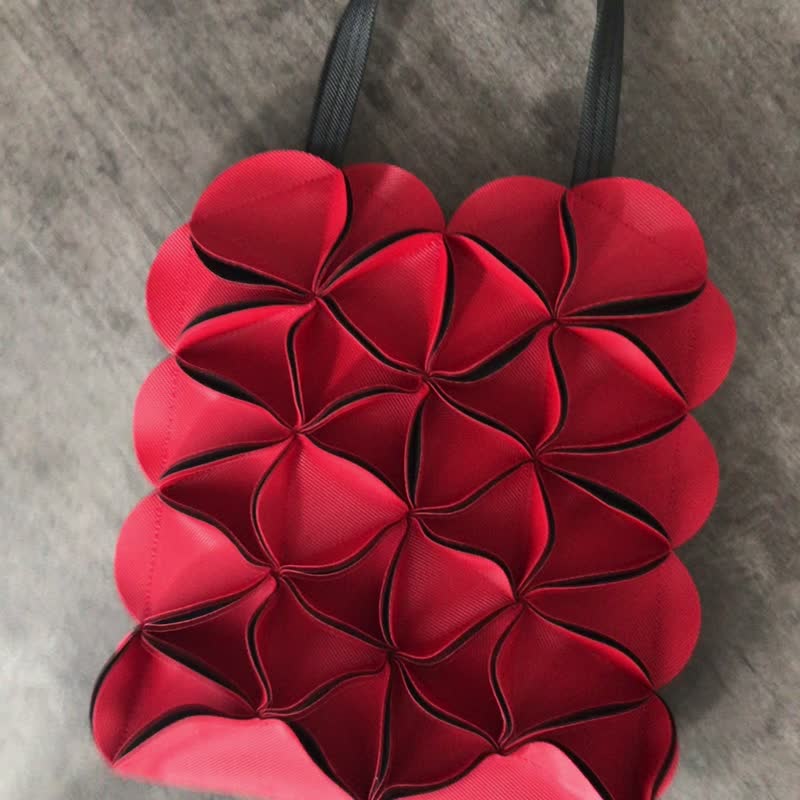 BLOSSOM 立体花朵长型托特包 六色可选 - 手提包/手提袋 - 人造皮革 多色