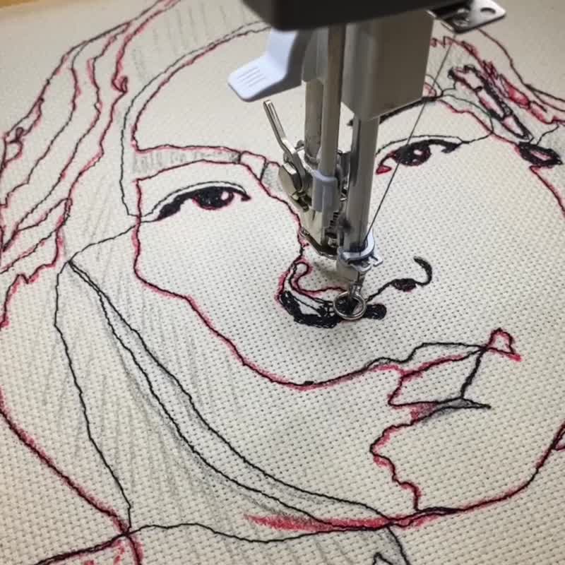 定制化 肖像刺绣画 似颜绘 - 订制画像 - 其他材质 多色