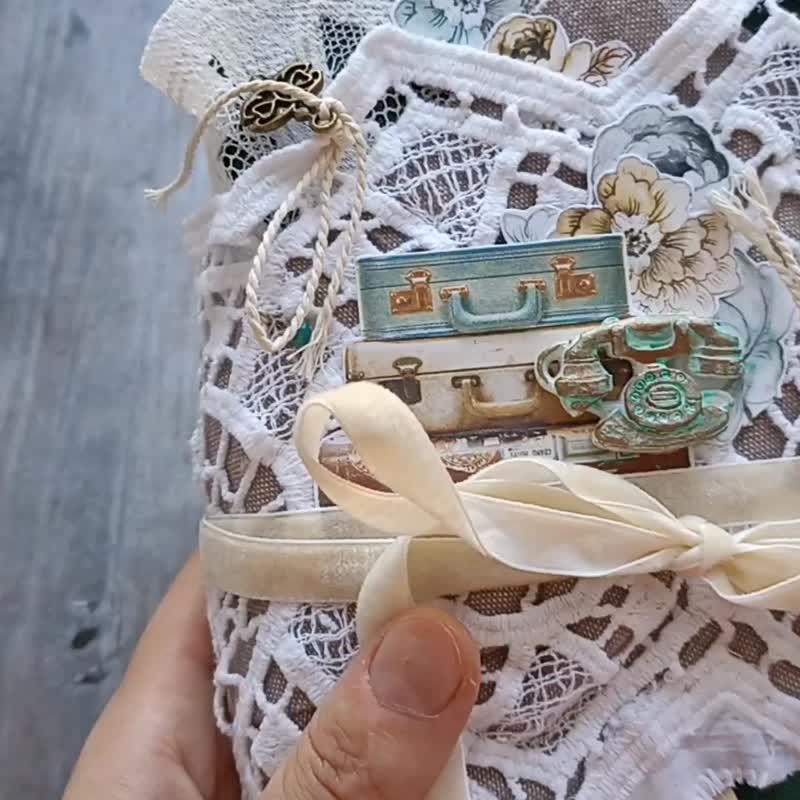 Vintage junk journal French junk book Garden heritage journal Lace notebook - 笔记本/手帐 - 纸 绿色