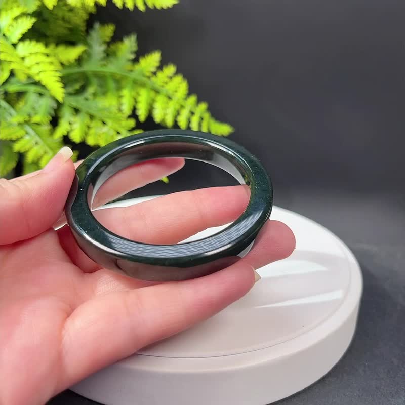 和田玉手镯 52MM 塔青料复古方条墨绿玉手环 附证书 柔美迷人愉悦 - 手链/手环 - 玉石 绿色