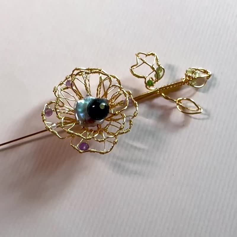 金属编织手作胸针—蜀葵 - 胸针 - 铜/黄铜 金色