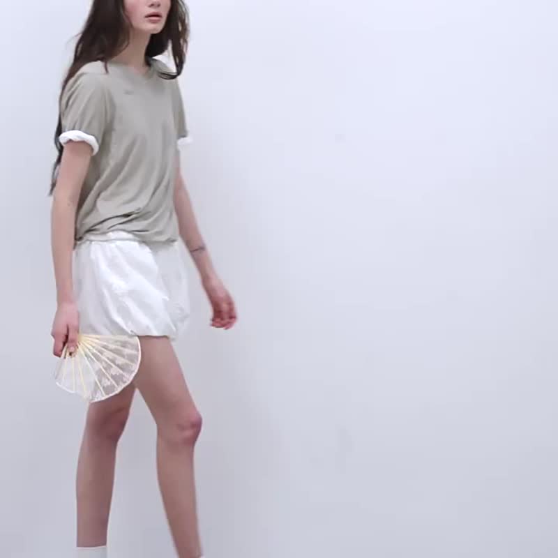 珍珠白 法式復古重工蕾絲刺繡花苞南瓜短褲 - 女装短裤 - 棉．麻 白色