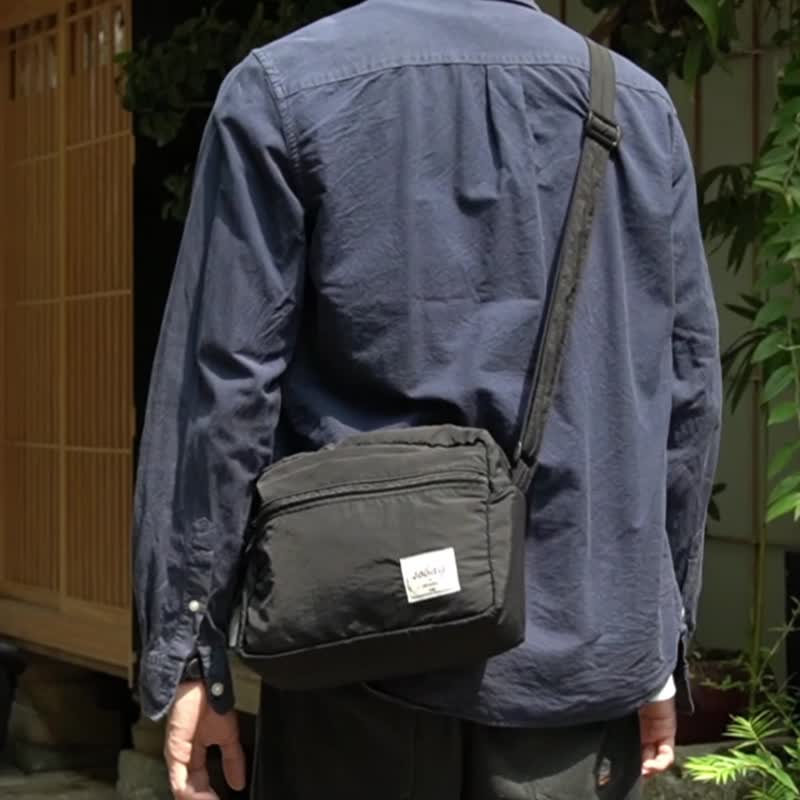 sobag轻便防泼水尼龙纯色斜挎单肩布包男中性日系休闲通勤小方包 - 侧背包/斜挎包 - 尼龙 橘色