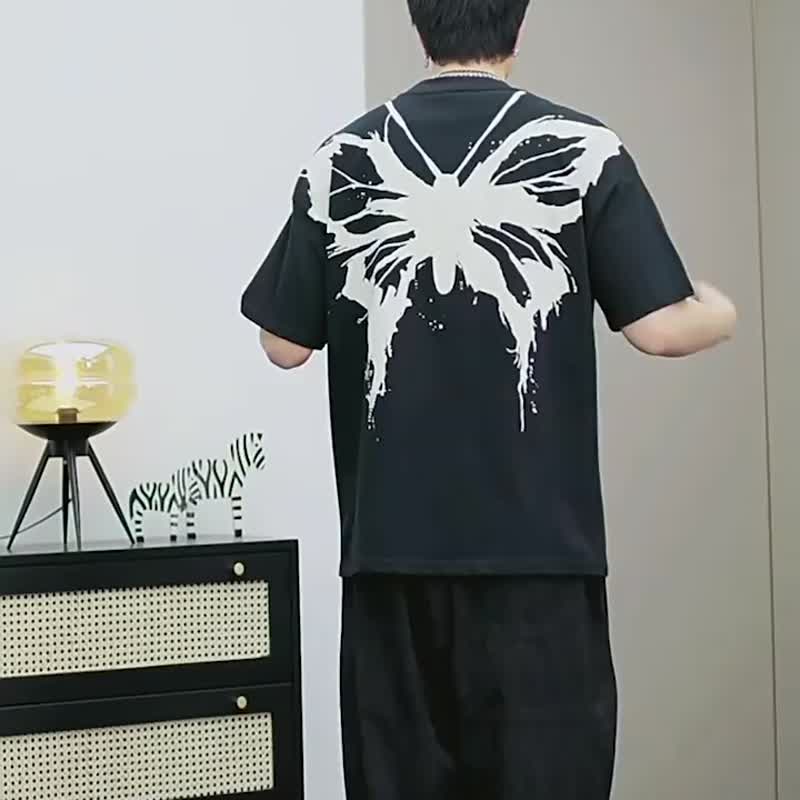 夏季蝴蝶印花短袖T恤  圆领休闲男士上衣 - 男装上衣/T 恤 - 棉．麻 黑色