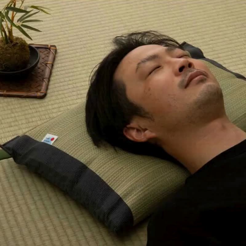 【宽版好眠】蔺草宽版枕头Otoko 抗菌抗敏枕头提升睡眠品质 - 枕头/抱枕 - 植物．花 