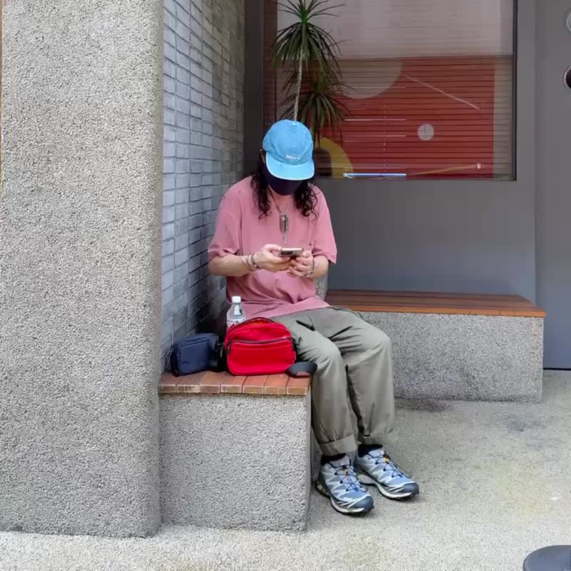 弹道尼龙中国红小方包 多口袋出行收纳斜挎包 轻便休闲包包 - 侧背包/斜挎包 - 尼龙 红色