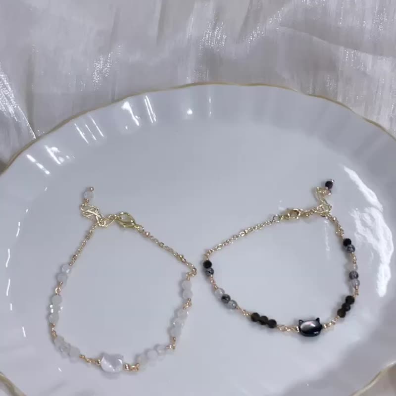 双面黑/白鲍鱼贝/黑曜石/黑发晶/月光石/避邪/好运/14K保色手链 - 手链/手环 - 其他金属 白色