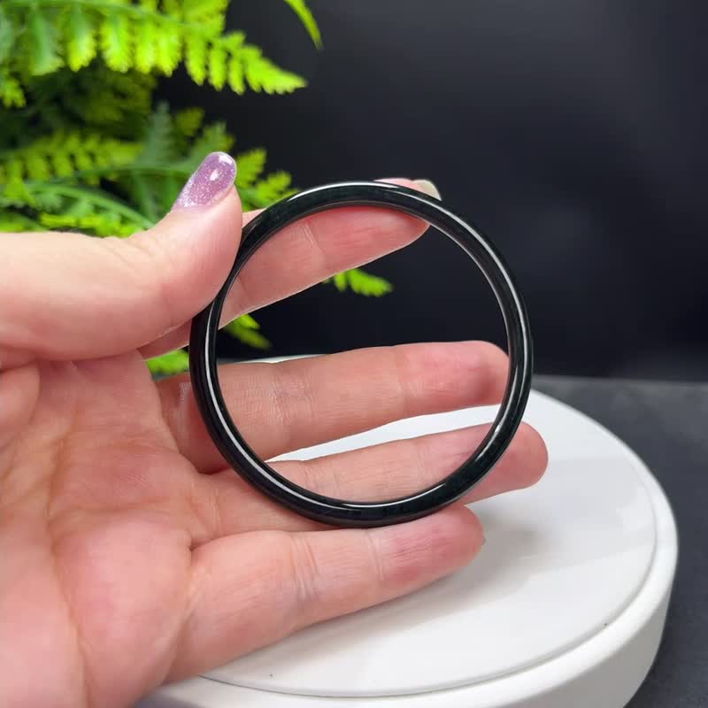 和田玉塔青手镯 54MM 叮当款墨绿玉手环 附证书 娇俏精细灵动可人 - 手链/手环 - 玉石 绿色
