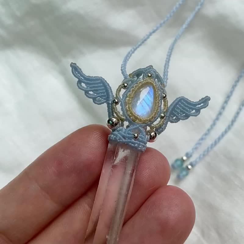 | MC | 蓝天使.天然月光石白水晶柱项链 蜡线编织 - 项链 - 水晶 