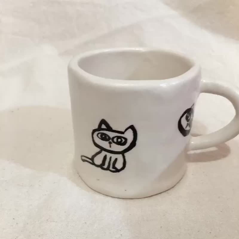 手捏手绘白瓷猫猫杯 咖啡杯 - 咖啡杯/马克杯 - 瓷 白色