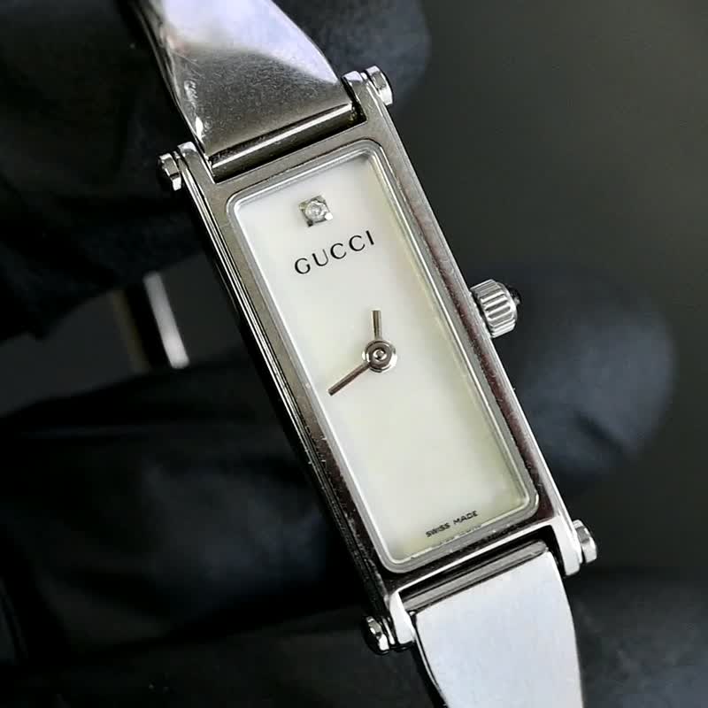 包邮 复古 GUCCI 1500L 女士手表 石英 12mm 1P 贝壳珍珠表盘手表 古董手表 复古手表 日本直销 - 女表 - 不锈钢 