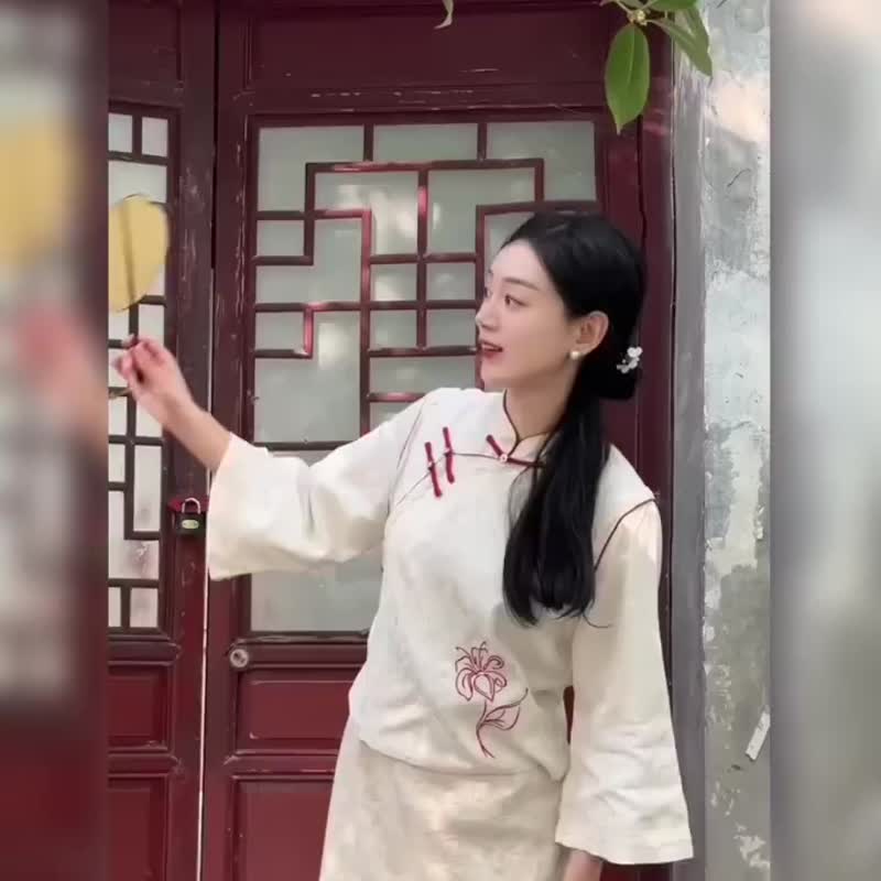米白色刺綉上衣 氣質文藝民國風新中式玫瑰花茶服 - 旗袍 - 聚酯纤维 白色