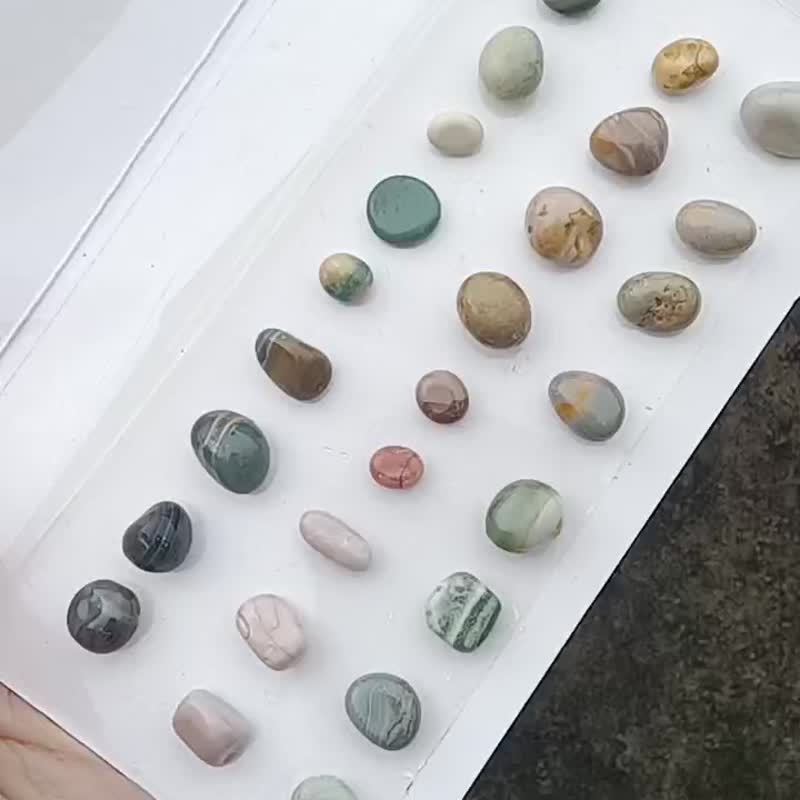 宝石系列 / 莫兰迪色天然玛瑙耳钉(浅绿黄)一对 / 925银 - 耳环/耳夹 - 其他金属 银色