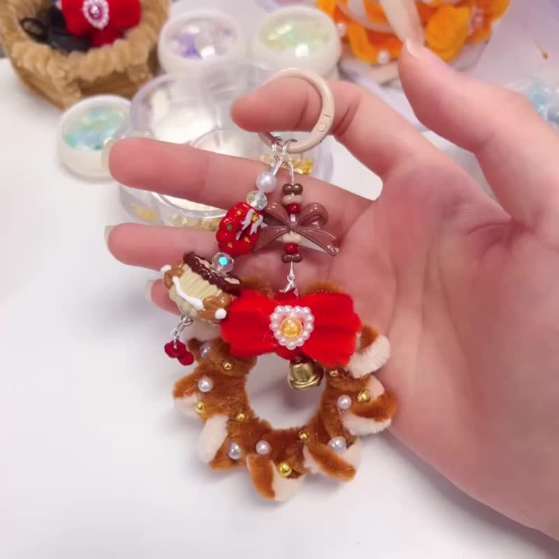 原創祈願花環掛件 - 胸针 - 其他材质 咖啡色