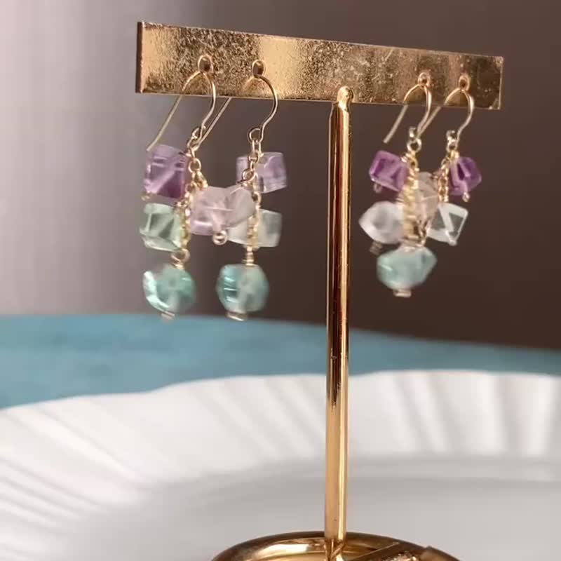 14KGF 萤石 短耳环 / 耳夹 / 海之世界 - 耳环/耳夹 - 宝石 多色