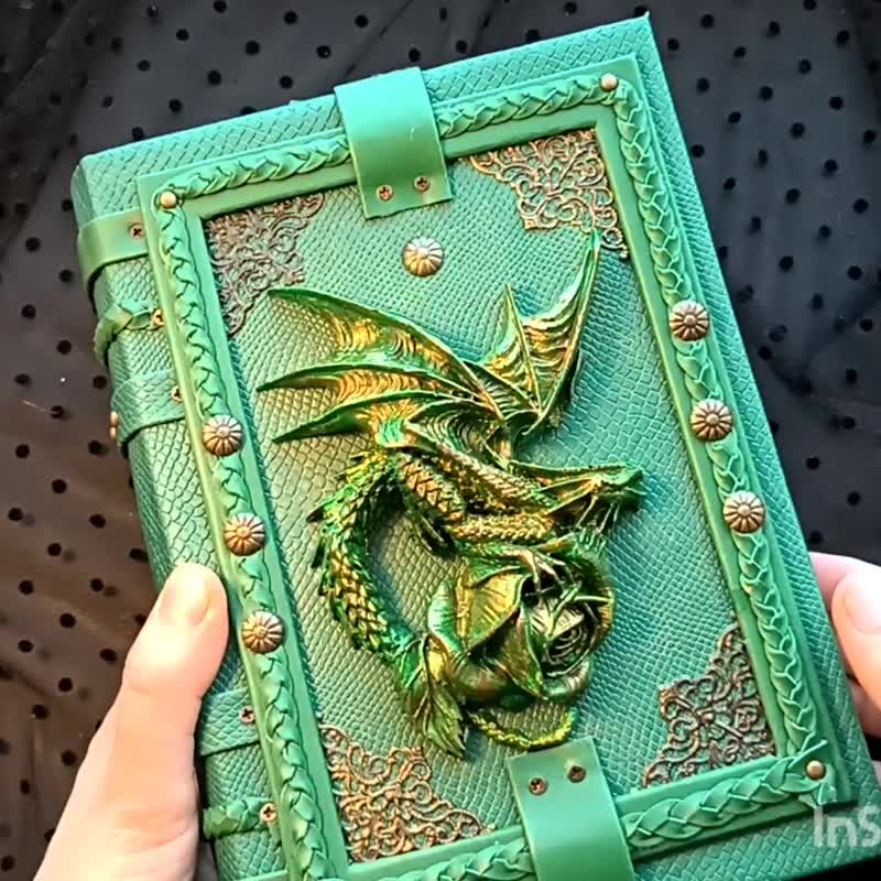 600 页 绿龙维尔马斯魔法书日记 魔法书 21x15厘米 - 笔记本/手帐 - 纸 绿色