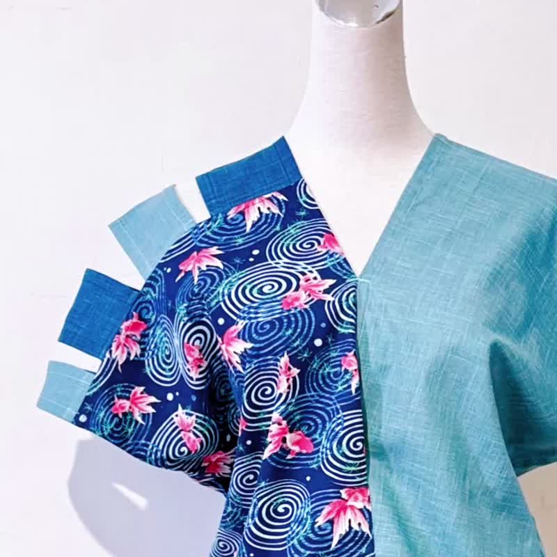 不对称拼接微修身日本蓝色水池粉红金鱼绿水草肩镂空四角衣四方衣 - 女装衬衫 - 棉．麻 蓝色