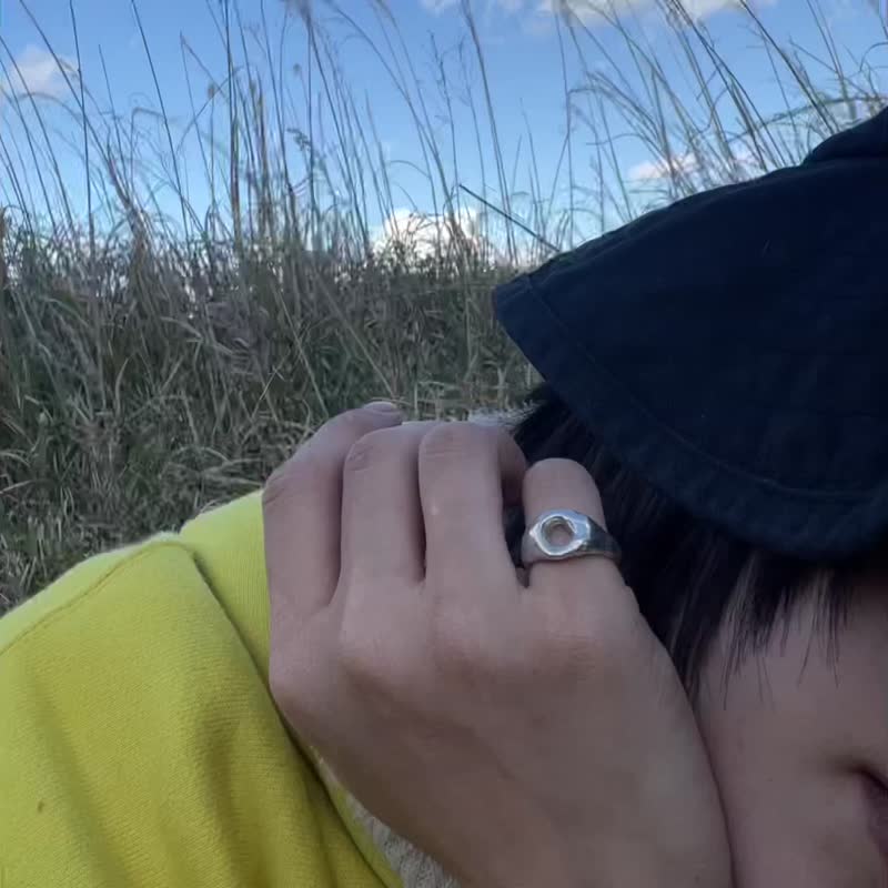 O 小尾戒/ 925纯银戒指/ 活围戒指 - 戒指 - 其他金属 银色