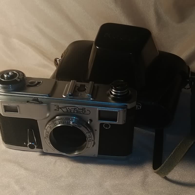 KIEV-4AM 35 毫米测距相机机身和外壳康泰时镜头卡口 1982 年 - 相机 - 其他材质 黑色